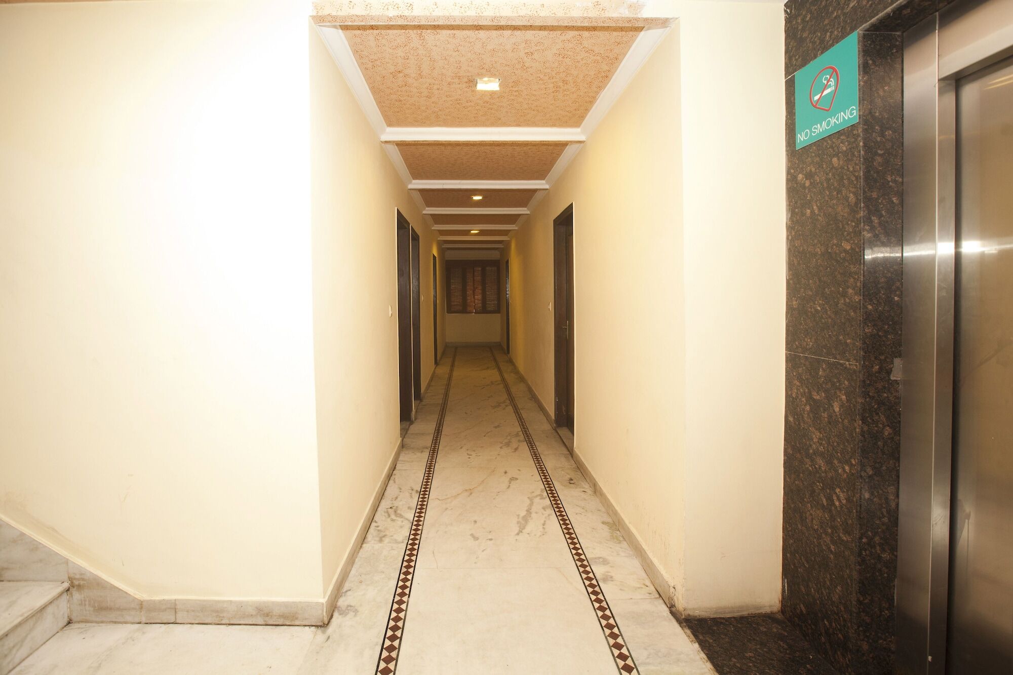 Oyo 337 Hotel Anand Delhi  Exterior foto